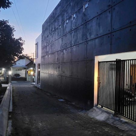 Cabin15 - Syariah Blitar Buitenkant foto