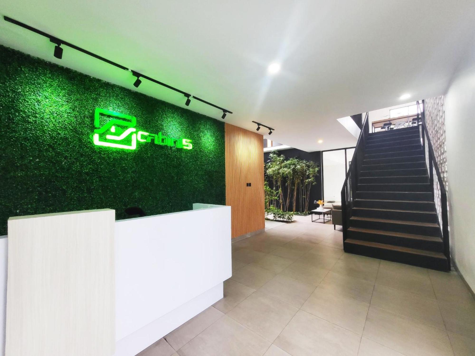 Cabin15 - Syariah Blitar Buitenkant foto
