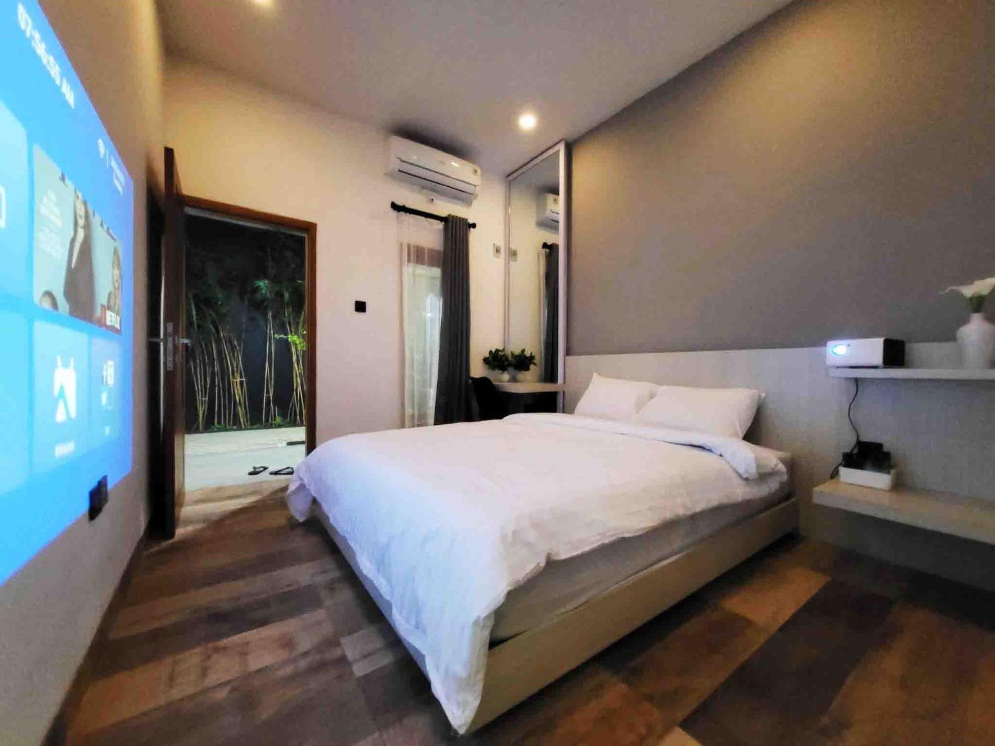 Cabin15 - Syariah Blitar Buitenkant foto